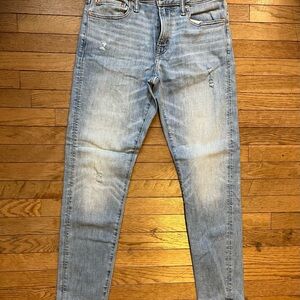 American Eagle Outfitters Athletic Skinny Jeans